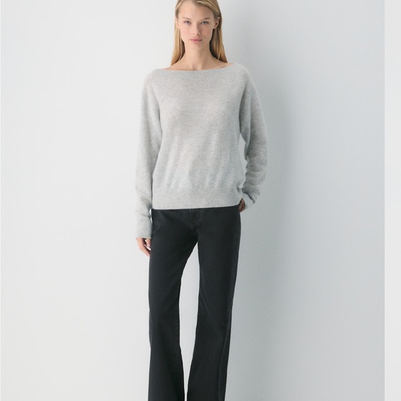 Aritiza Feather Cashmere Relaxed Boatneck Sweater - Picture 1 of 4